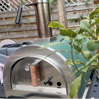 green-machine-cove-outdoor-pizza-oven1750686527.jpg